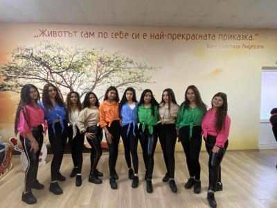 Представителна изява в ОУ "Христо Ботев" с. Самуилово 4