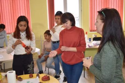 Багрене на текстилни щампи по програма на МКБППМН-гр.Сливен 4