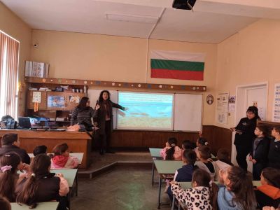 Посещение от Център за кариерно ориентиране-гр.Сливен 4